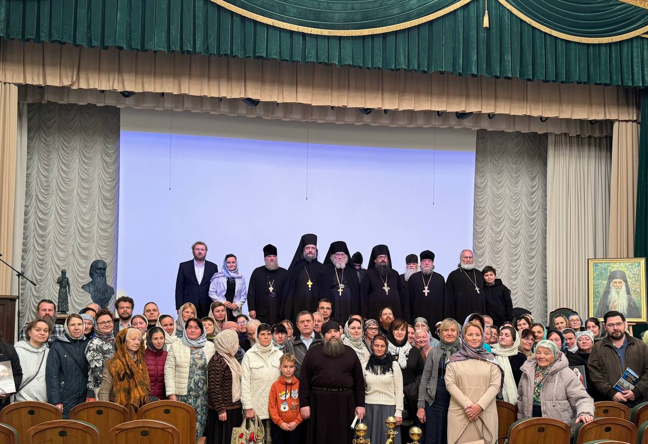 9 октября состоялось торжество празднования 105-летия со дня рождения архимандрита Кирилла Павлова - духовника трех Патриархов, Свято-Троицкой Сергиевой лавры.